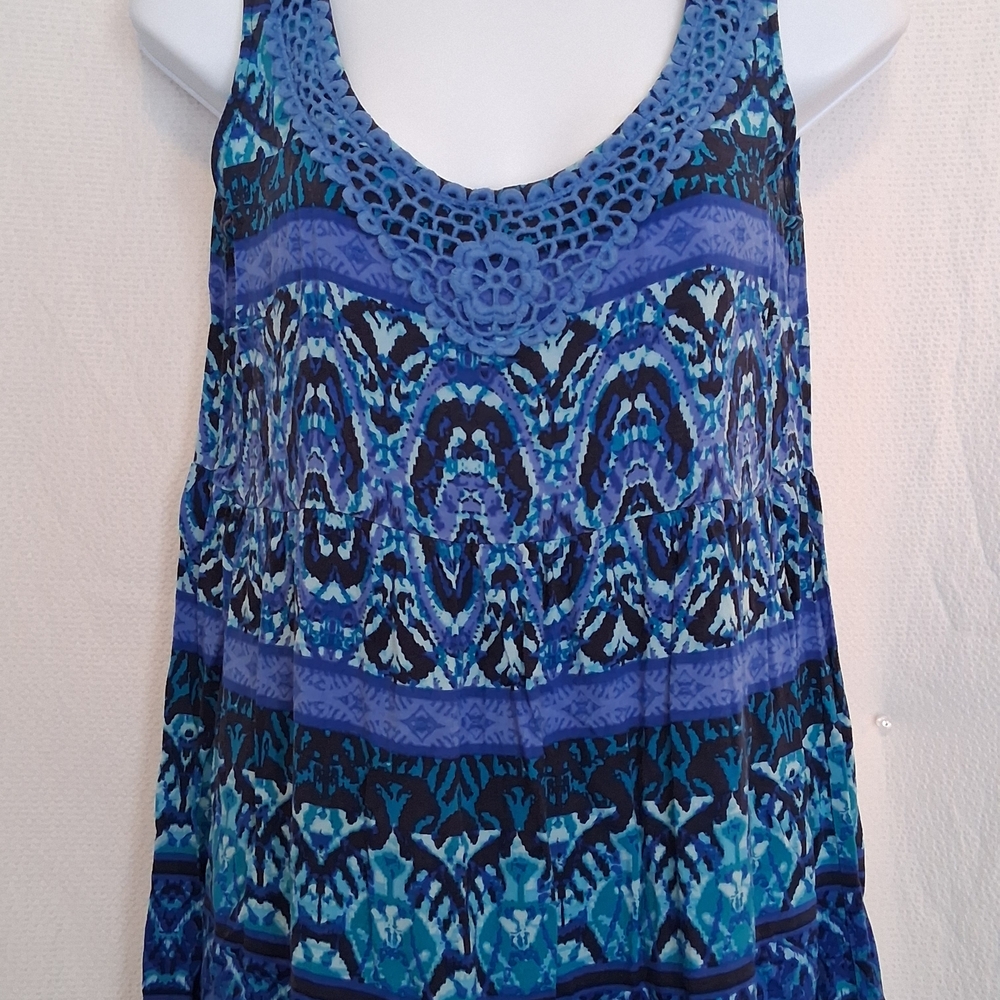 Elegant Notations Blue and Black Crochet Patterned Flow Maxi Dress - Picture 2 of 10